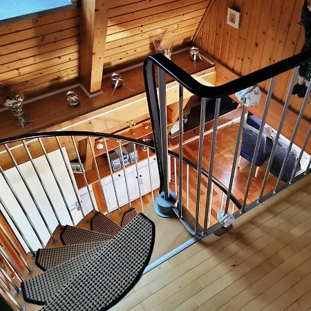 Gemuetliches Ferienhaus Mit Kaminofen An Der Ostsee In *